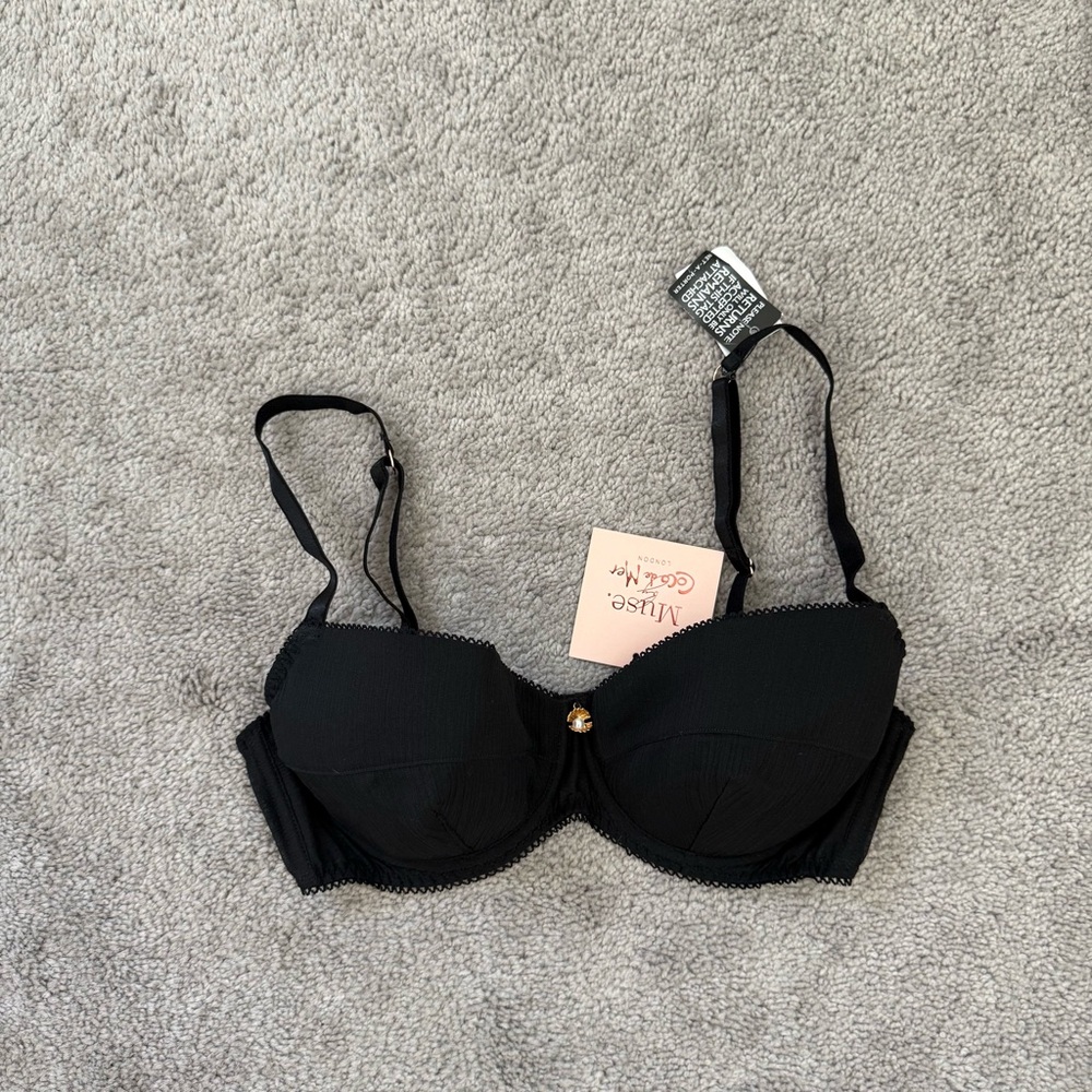 NWT MUSE BY COCO DE MER BALCONY BRA